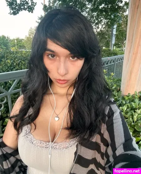 0700x7 OnlyFans Thumbnail #KnXFZsHwXf