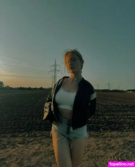 0mikaela0 OnlyFans Thumbnail #c9ZHSBN8JI