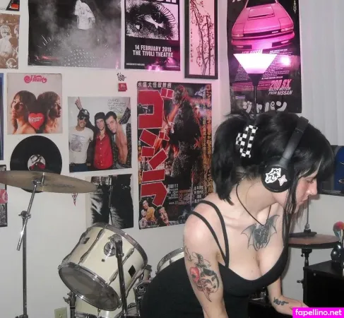 1111claire1111 OnlyFans Thumbnail #NHsHXOLqHX