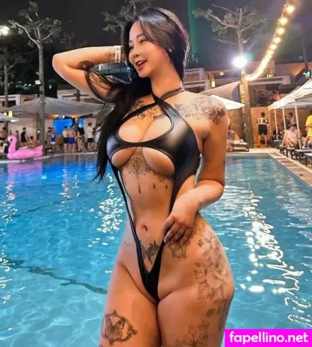 171jun01 OnlyFans Thumbnail #iNVUcomE6M