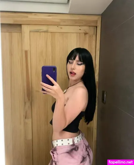 18chloe OnlyFans Thumbnail #l4K2h6WQ2Q