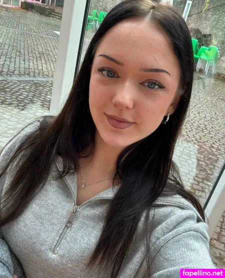 18virginf OnlyFans Thumbnail #KVVq7jyMG4