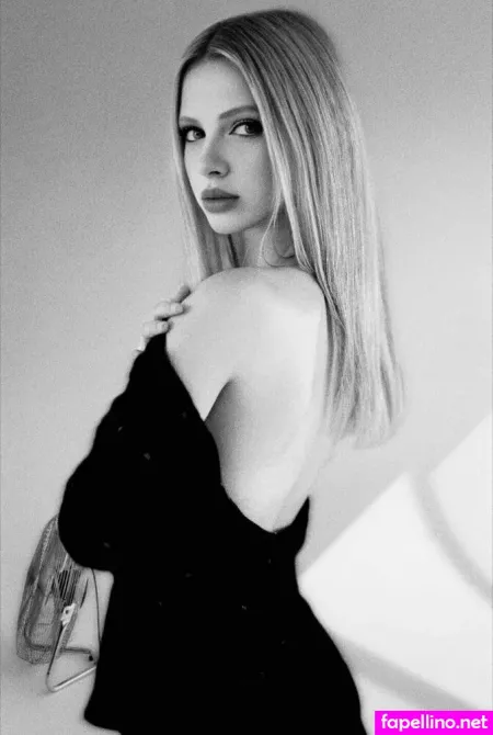 18y O Anna OnlyFans Thumbnail #az2MPe4CEX