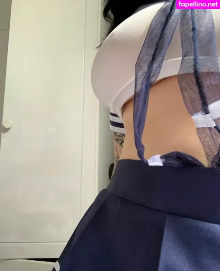 1myourproblem OnlyFans Thumbnail #q2WJjbBBI3