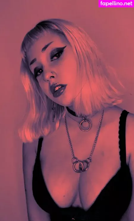 1nternetfairy OnlyFans Thumbnail #tKUkldYuv3