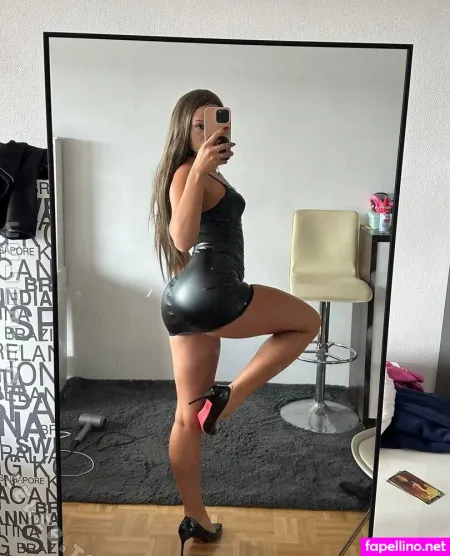 1tskimmyxo OnlyFans Thumbnail #QxMVUiTfEu