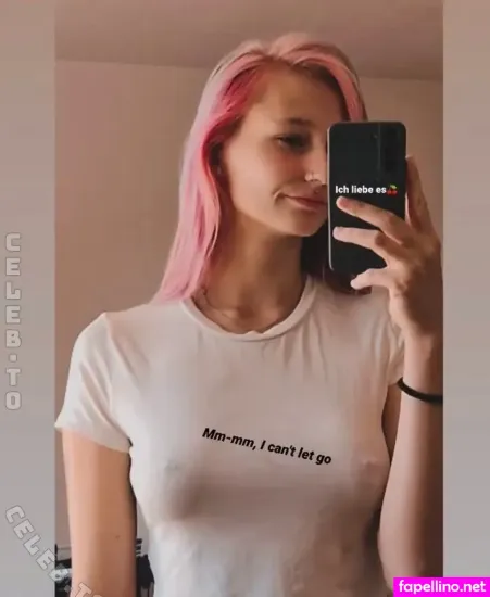 2003 Virgie OnlyFans Thumbnail #978JucpTtI