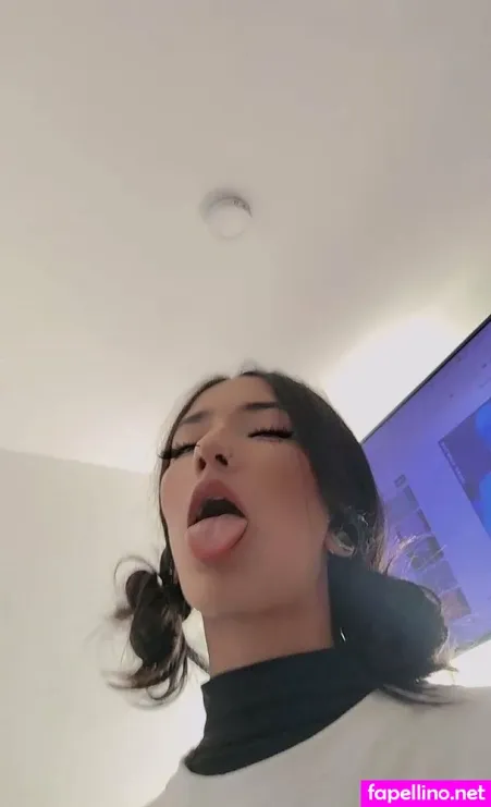 22daniela OnlyFans Thumbnail #zPvkv9GupR