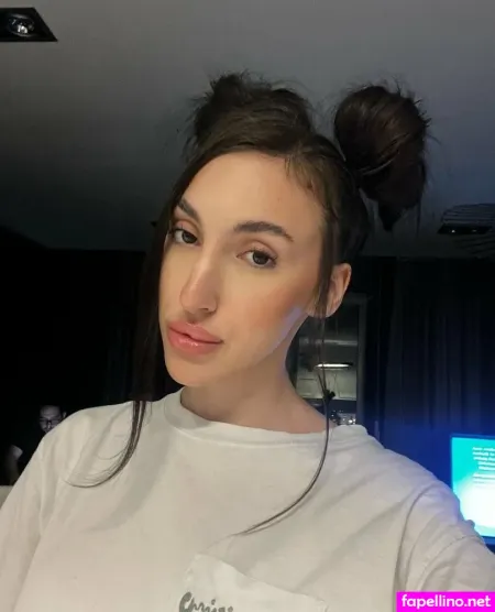 24s Ophie24 OnlyFans Thumbnail #biL4gjW2iS