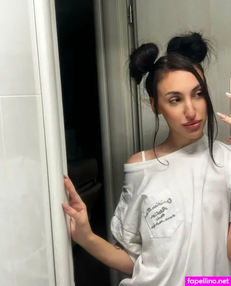 24s Ophie24 OnlyFans Thumbnail #fVzUOL3Mlv