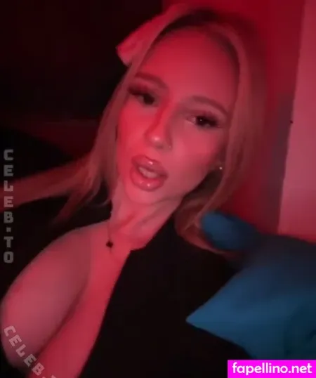 28 Larisarx OnlyFans Thumbnail #B3LDj7POBs