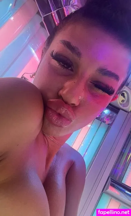 28 Leyla OnlyFans Thumbnail #T7ku7qoTei