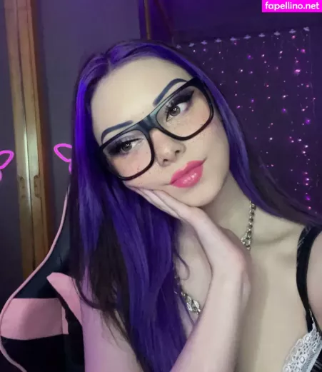 2bratty OnlyFans Thumbnail #b5si76T81R