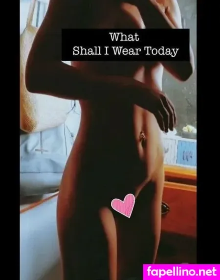 2crystal Blu 4u OnlyFans Thumbnail #4LALlmxdL9