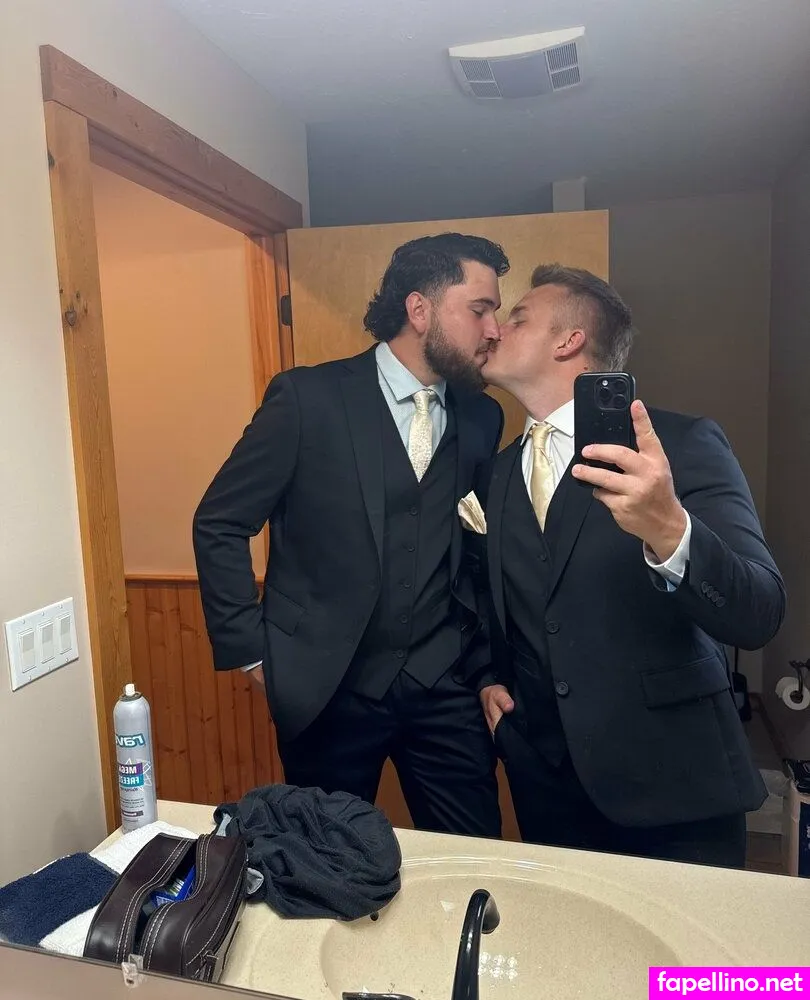 2guys_andsomeland, 2guysandsomeland Nude Leaked OnlyFans Photo #kfDGhSuPkW