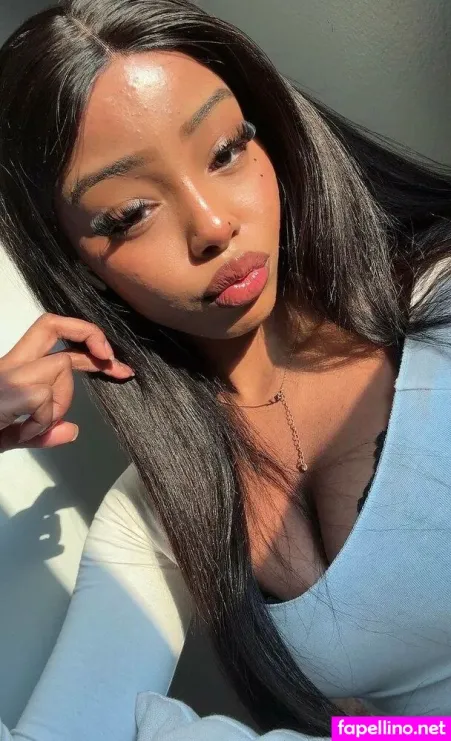 3 3eel L OnlyFans Thumbnail #O0HSIM9tXs