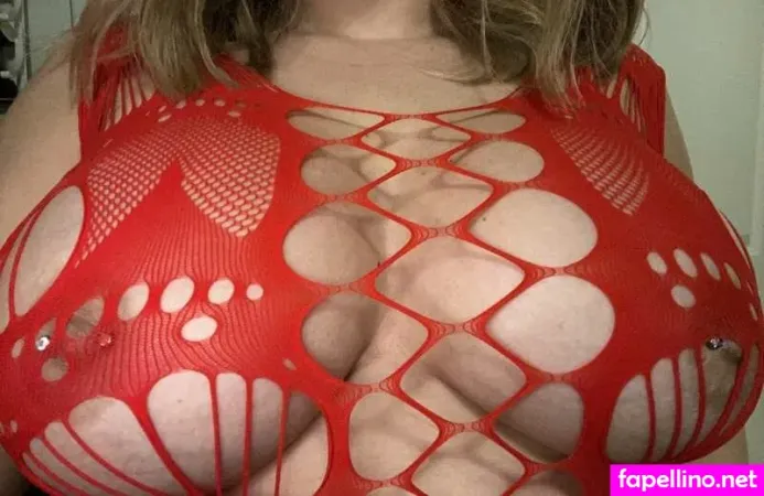 32dddmilf Free OnlyFans Thumbnail #c61MpgkTaV