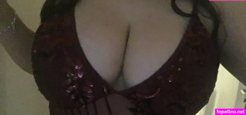 34hhgamergirlhannah OnlyFans Thumbnail #NqFkBlwXh1