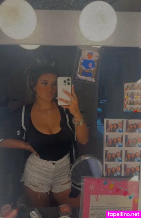 4lulu OnlyFans Thumbnail #D1zLM7ZbJJ