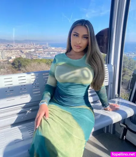 6alixah OnlyFans Thumbnail #jRUE8BUA4z
