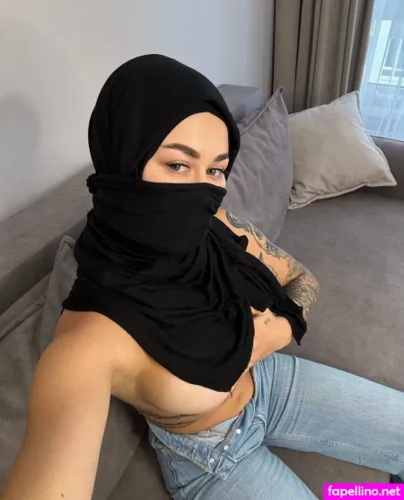 A Amina OnlyFans Thumbnail #jnYucOC4Mm