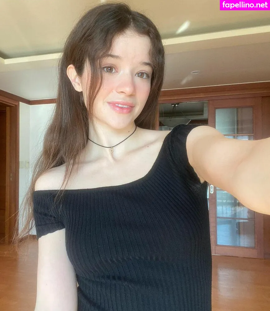 , A_Little_Rebecca, a_bit_rebecca Nude Leaked OnlyFans Photo #DSp3JqjK13