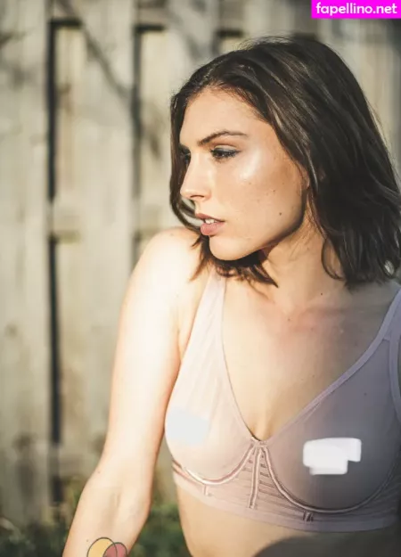 A Leigh OnlyFans Thumbnail #A5LJWvaa5m