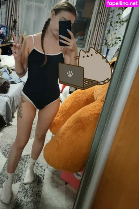 A N I N Y A OnlyFans Thumbnail #2cbO3MLFaC