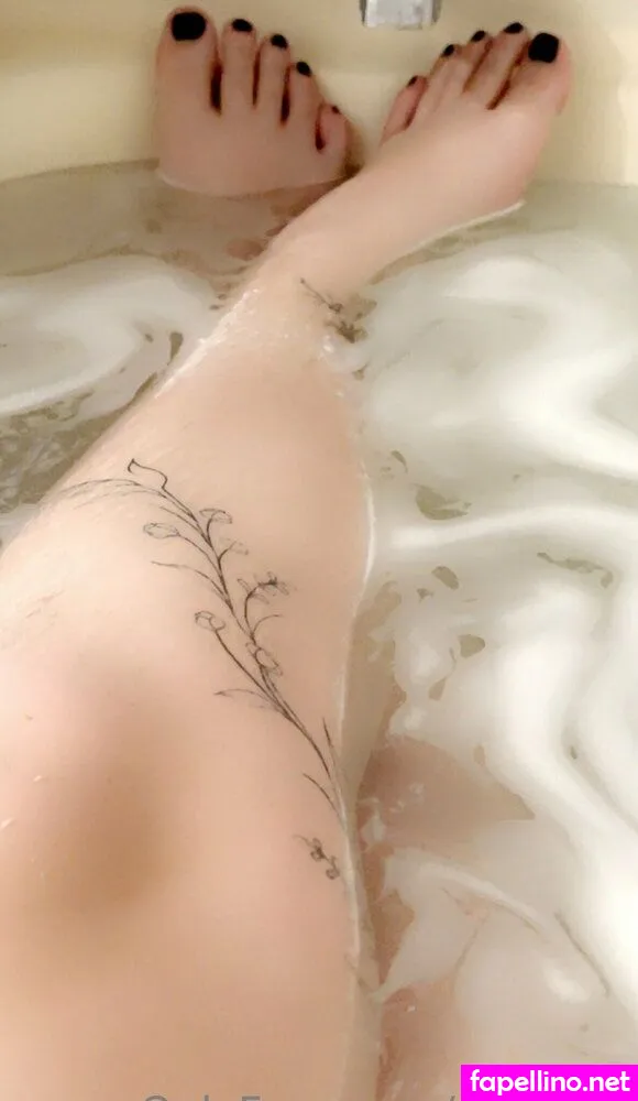 a_v.i.b.e Nude Leaked OnlyFans Photo #GLDgXuEAHo