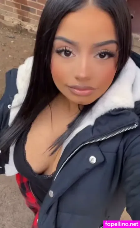 A Vriell OnlyFans Thumbnail #8PS8OwckMS