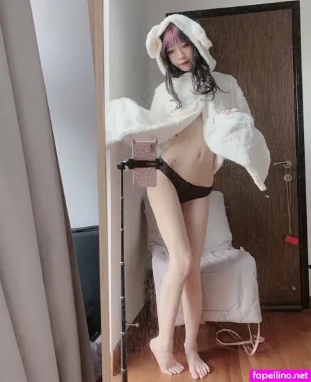 A1es5andra 3 OnlyFans Thumbnail #bzhRXLqBar