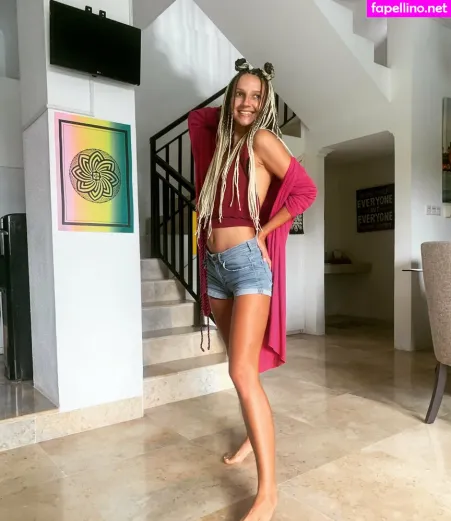 A1isa OnlyFans Thumbnail #4xqzWfI6de