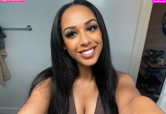 Aaliyah Foxxx OnlyFans Thumbnail #03xp2d1KYo