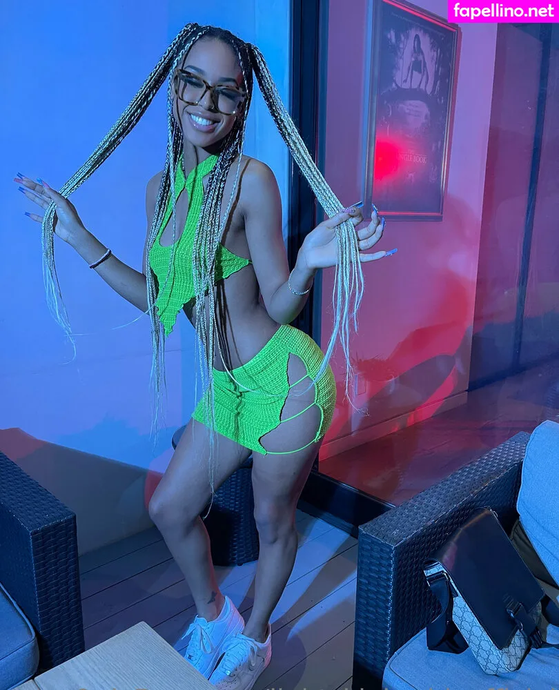 FoxxAaliyah, aaliyahfoxxofficial, aaliyahfoxxx Nude Leaked OnlyFans Photo #IszI5vf3Ln