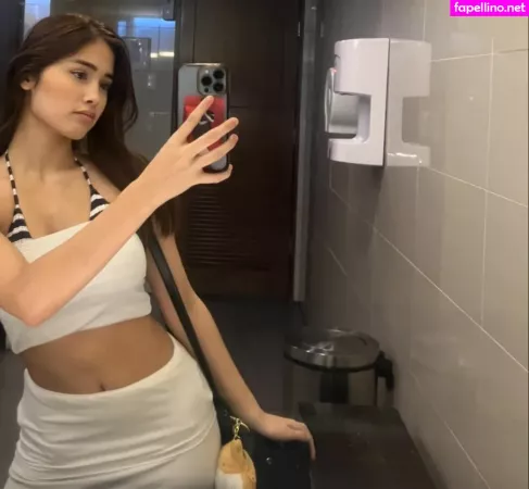 Aaliyahdegracia OnlyFans Thumbnail #Hl9J2t9SFq