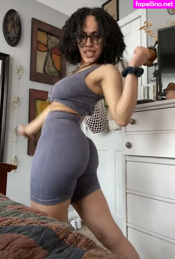 aaliyeezy, theallierae Nude Leaked OnlyFans Photo #A6cuSsvx54