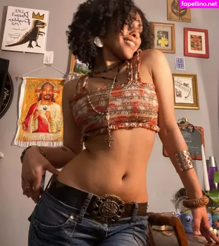 Aaliyeezy OnlyFans Thumbnail #WiVzZFSMi5