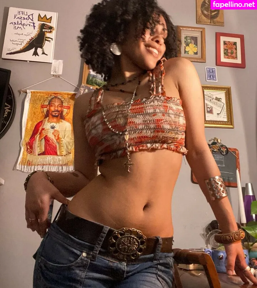 aaliyeezy, theallierae Nude Leaked OnlyFans Photo #WiVzZFSMi5