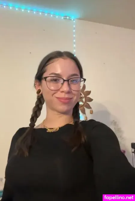 Aalyiahtorress OnlyFans Thumbnail #9B0vS3yEu6