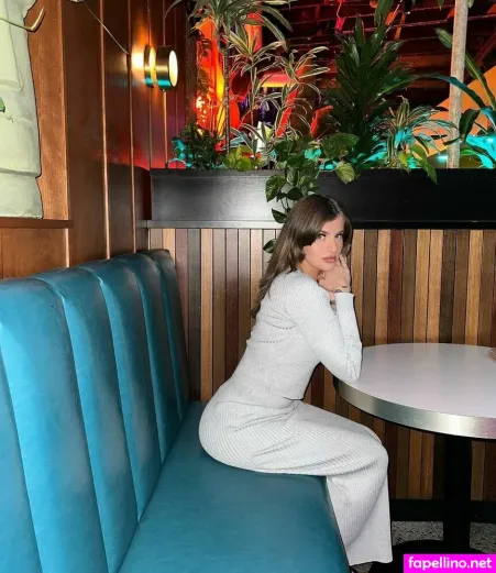 Aari OnlyFans Thumbnail #3zEMdJDhrg