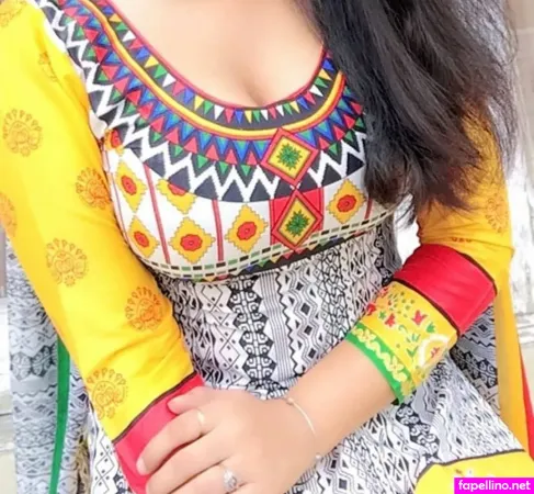 Aarohi Verma OnlyFans Thumbnail #y4KwnQ7hLN