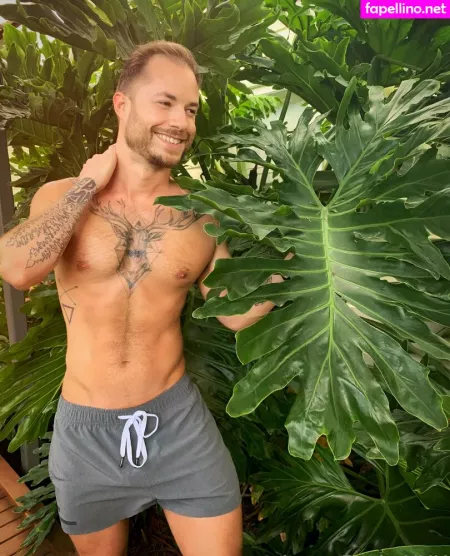 Aaronburkexxx OnlyFans Thumbnail #Z29kNjuVjl