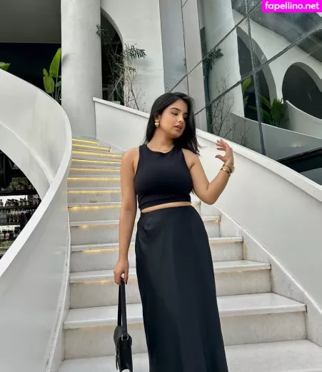 Aarushi Abrol OnlyFans Thumbnail #tO1arvhloc