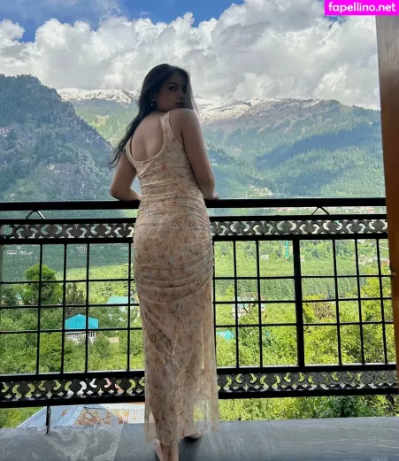 Aarushi Abrol OnlyFans Thumbnail #z4T4LYyYHY