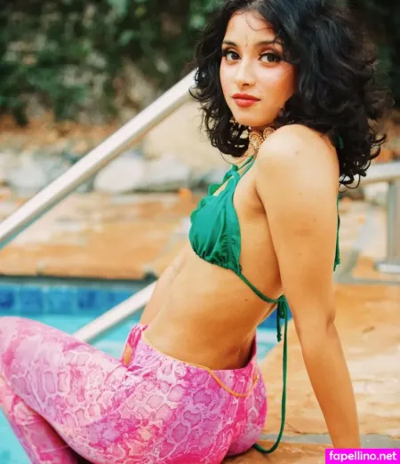 Aathira Rajeev OnlyFans Thumbnail #7odXxWux6x