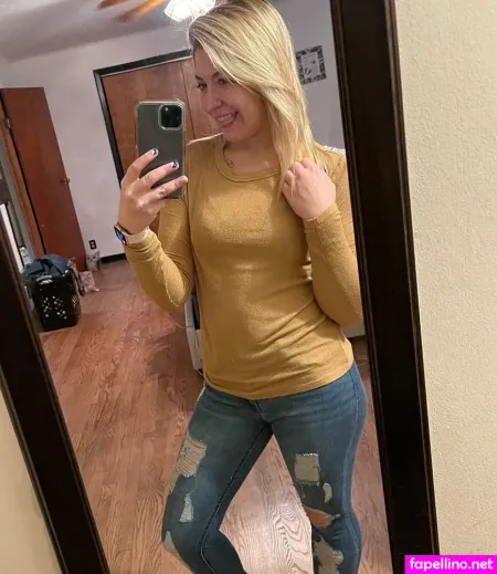 Aautumn Blondie OnlyFans Thumbnail #1cJTmCnuPC