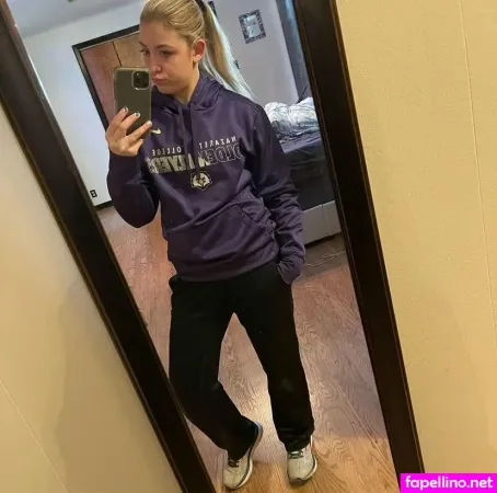 Aautumn Blondie OnlyFans Thumbnail #AzS5p25e2Y