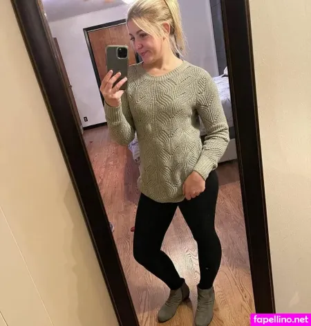 Aautumn Blondie OnlyFans Thumbnail #Mc6pT57YG7