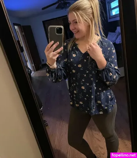 Aautumn Blondie OnlyFans Thumbnail #MoHsly4qvD