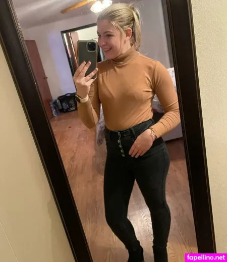 Aautumn Blondie OnlyFans Thumbnail #OpgQ3jBgnW